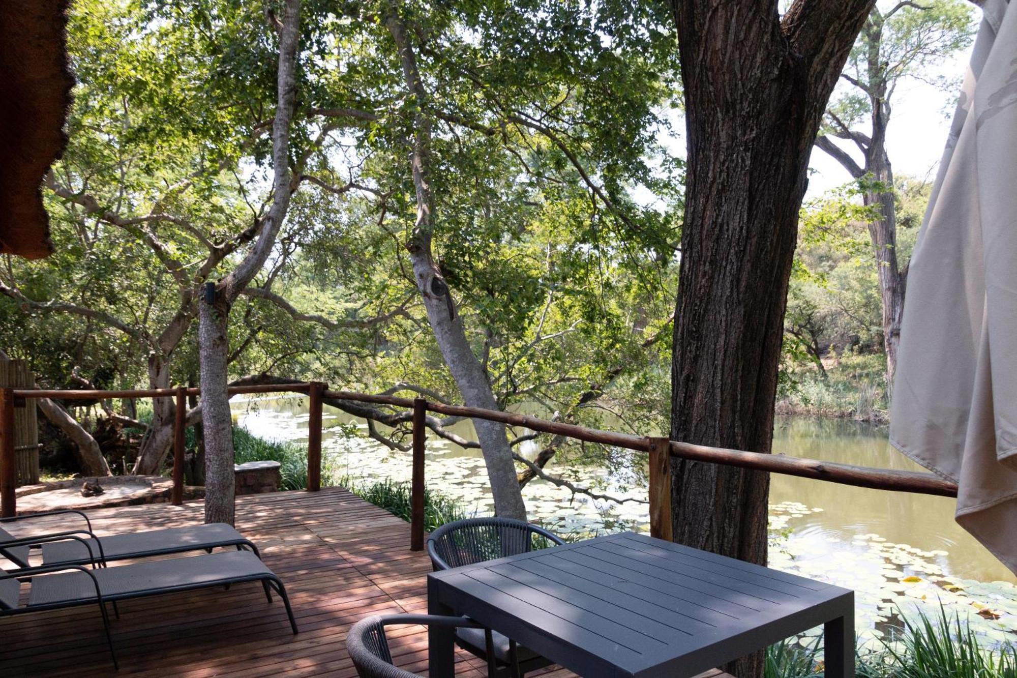 Mologa River Lodge Rust de Winter Eksteriør billede