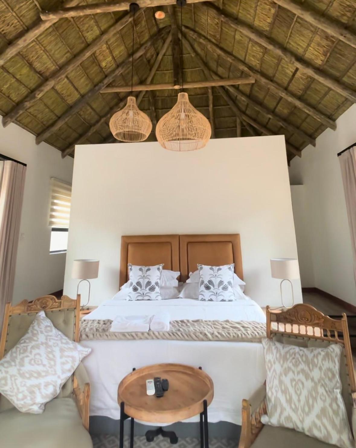 Mologa River Lodge Rust de Winter Eksteriør billede