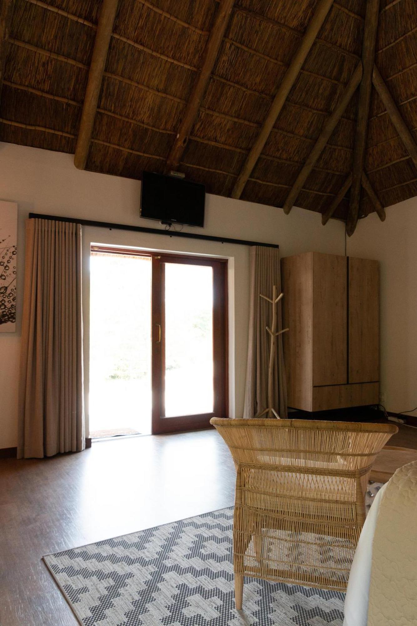 Mologa River Lodge Rust de Winter Eksteriør billede