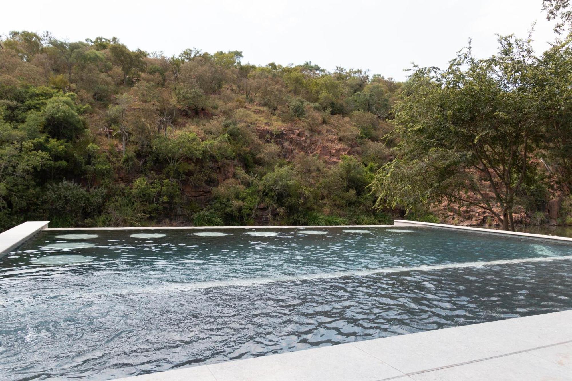 Mologa River Lodge Rust de Winter Eksteriør billede