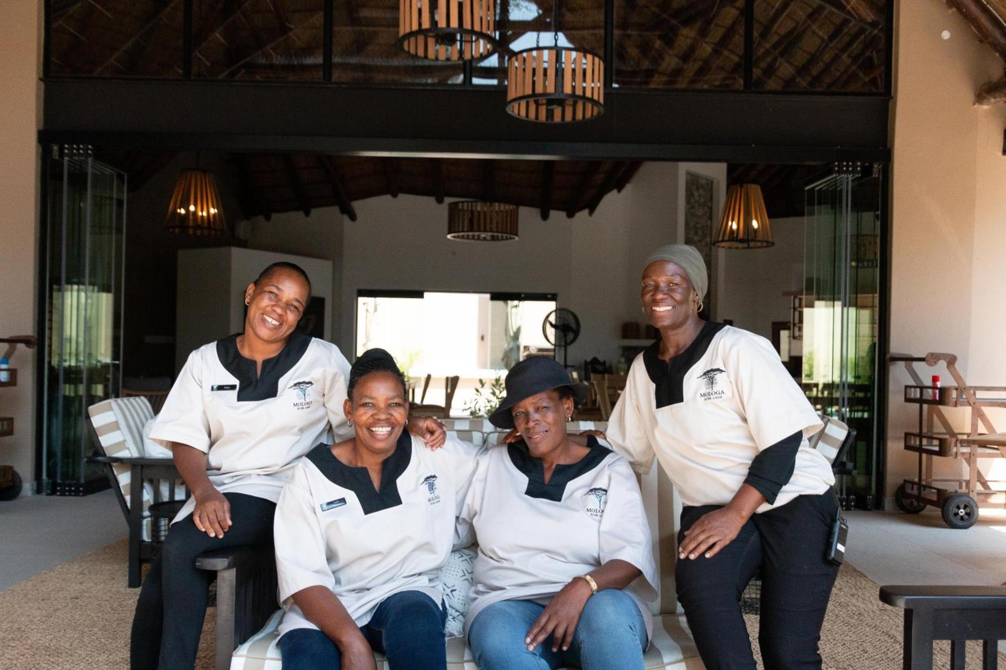 Mologa River Lodge Rust de Winter Eksteriør billede